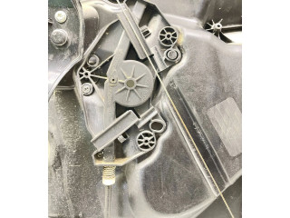 Zámek zadních dveří 30753327 Volvo XC60 2015