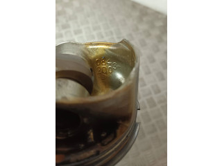 Поршень с шатуном Volvo XC90