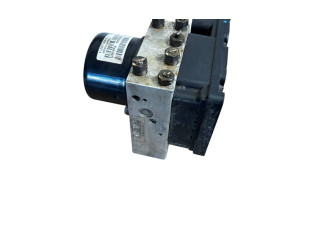 Блок АБС 8619968, P08619975   Volvo  V70  2000 - 2004 года