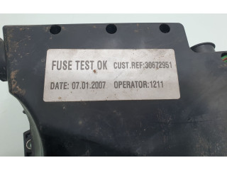 Pojistková skříňka 30672951 Volvo S40 2006