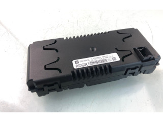 Дисплей    22915943G   Vauxhall Mokka