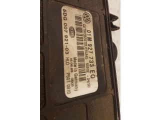 Радио/ проигрыватель CD/DVD / навигация 01M927733EQ Volkswagen Golf IV