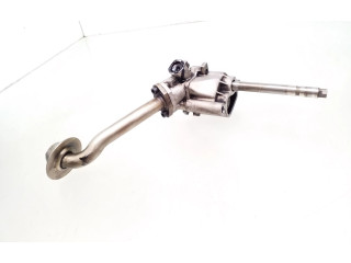 Масляный насос  Avg 026115153A  Volkswagen PASSAT B5 