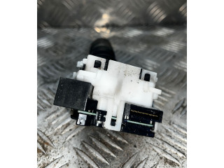 Ручка стеклоочистителей 6z04sn Nissan Navara D40