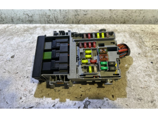 Блок предохранителей 13222786 Buick Regal