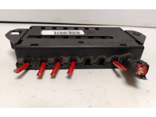 Блок предохранителей 9162323   Volvo V70    