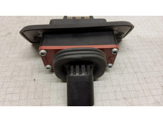 Контактное соединение дверей