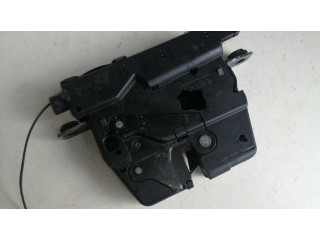 Замок задней крышки