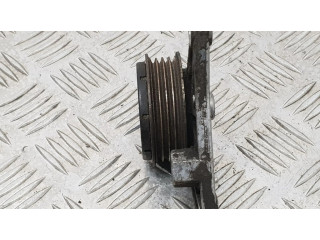 Устройство натяжки ремня