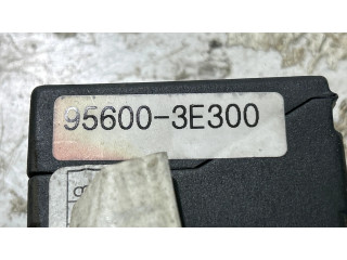 Блок управления 956003E300 KIA Sorento