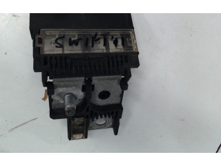 Pojistková skříňka Suzuki Swift II 2012