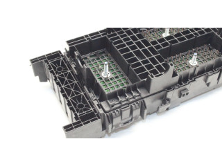 Блок предохранителей 68235117AC Jeep Cherokee