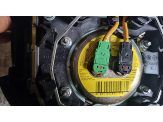 Подушка безопасности водителя    Ford Fiesta