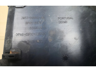 Pojistková skříňka BP4K066767 Mazda 3 2008