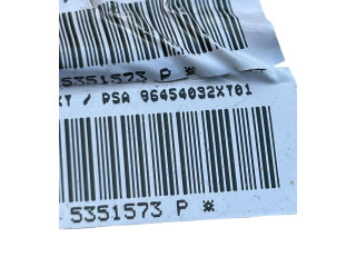 Подушка безопасности водителя 96454032XT01, 5351573 Citroen Berlingo