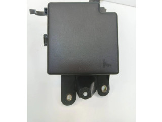 Блок предохранителей 3933 Lexus LS 430