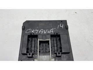 Блок управления 5Q0937084AD   Skoda Octavia Mk3 (5E)