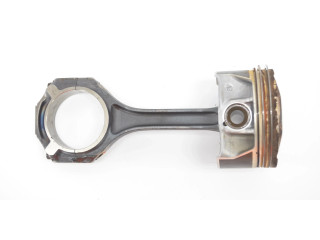 Píst Mercedes-Benz SL R231 pro benzínový motor 3.0 276825