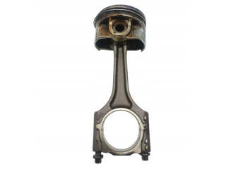  Поршень с шатуном  82LJ99X, TFSI  Audi A3 S3 8V  