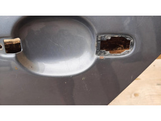 Задняя дверь