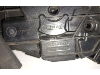 Замок багажника     Volkswagen Golf VII 2013 - 2019 года