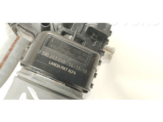 Моторчик дворников 50509396 Alfa Romeo Giulietta