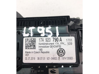 Přístrojová deska  Volkswagen T-Roc 2019 17A920790A, LT951  
