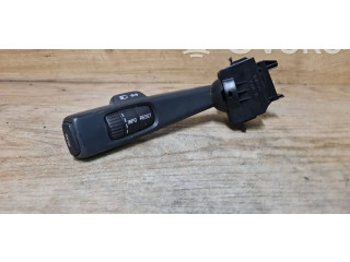 Подушка безопасности в сиденье 17D770   Volvo S40