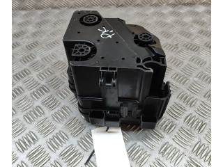 Блок предохранителей 8238039020, 8238139110 SsangYong Korando