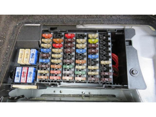 Pojistková skříňka Mercedes-Benz W169 2004