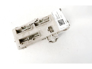 Блок предохранителей     KIA Sorento    