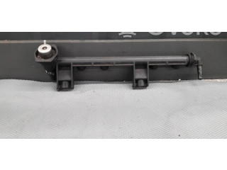 Топливная рампа 7700870914   Renault Clio II  