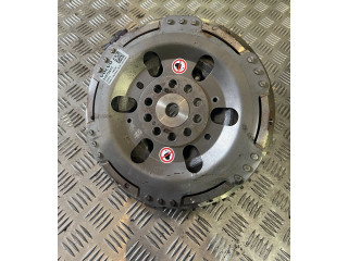 Генератор 31473617   Volvo XC90      