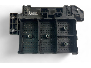 Pojistková skříňka 15328842 Nissan Quest 1998