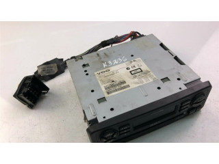 Радио/ проигрыватель CD/DVD / навигация