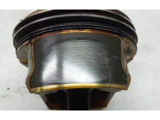 Píst Mercedes-Benz A W169