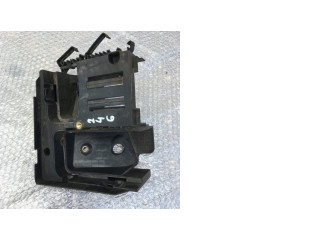 Другая деталь отсека двигателя