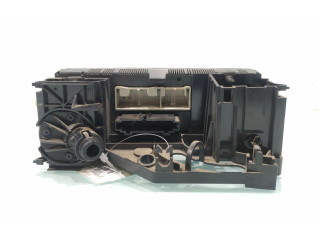 Блок управления климат-контролем    Volkswagen Caddy