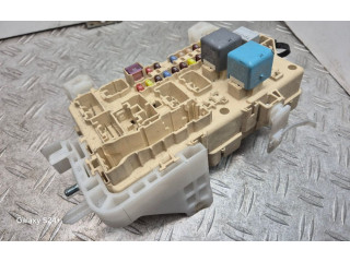 Блок предохранителей 892210F010 Toyota Corolla Verso AR10