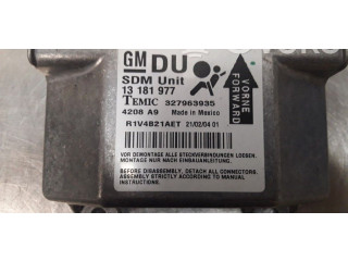 Блок управления надувных подушек 327963935, 13181977   Opel Astra G