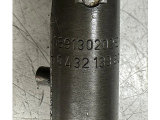 Форсунка 059130202E, 0432133803    Audi A6 S6 C5 4B  AKE 