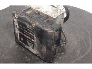 Блок АБС 1J0907379P, 1J0698117C Volkswagen Bora 1998 - 2005 года