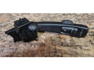 Ручка стеклоочистителей    Volvo V50