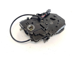 Zámek zadních dveří 2K0827201AB Volkswagen Caddy 2010