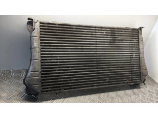 Интеркулер  JD1271003262, 0R030   Toyota Avensis T270 2.2