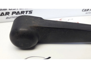 Ножка стеклоочистителей лобового стекла