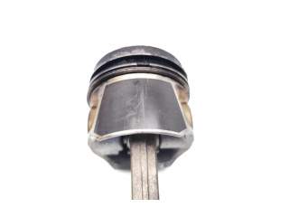 Поршень с шатуном CLHA CLHA Skoda Octavia Mk3 (5E)