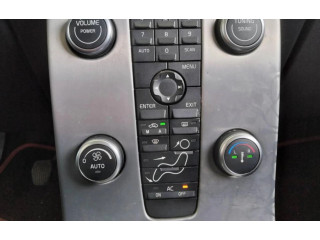 Блок управления климат-контролем    Volvo C30