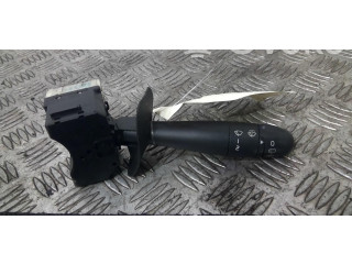 Ручка стеклоочистителей 7701051760 Renault Clio II