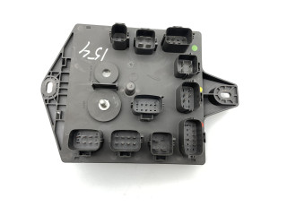 Блок предохранителей 2W9314A073BE, 2W9314A073BE Jaguar XJ X350